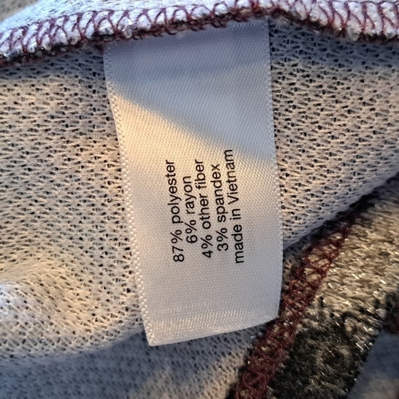 Lane Bryant women's 14/16 cowl neck top diamond design - Picture 6 of 7